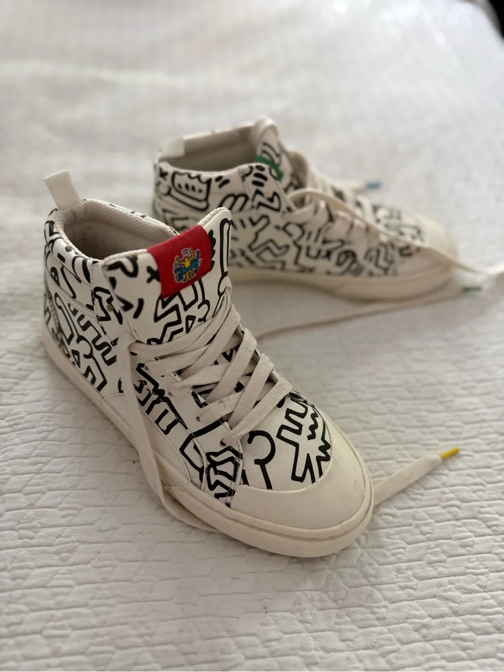 Zara x Keith Haring White High-Top Kids Sneakers with Black Doodle Print